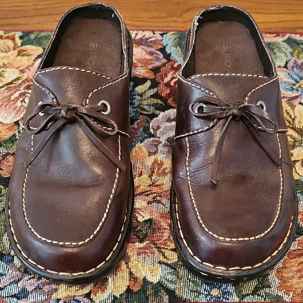 Women's Brown Leather Slip-On Shoes